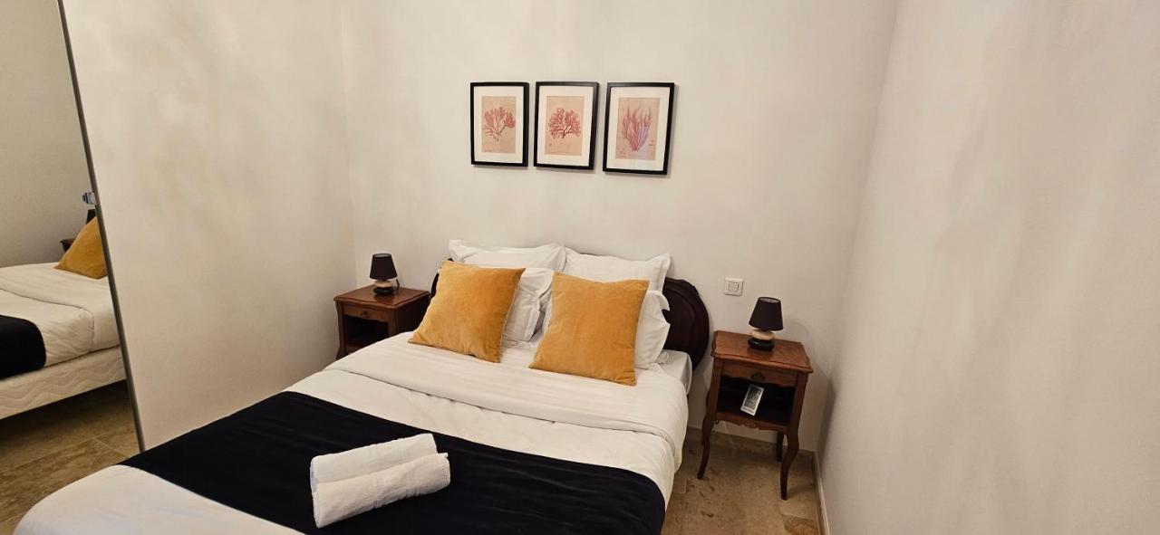 Bel & Ancien Appartement T3 Renove Dans Sartene מראה חיצוני תמונה